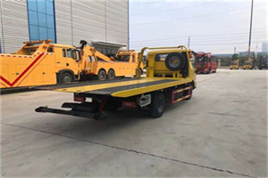 上栗非事故拖车