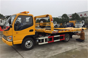 上栗哪里有拖车服务