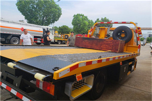 上栗附近拖车电话号码服务